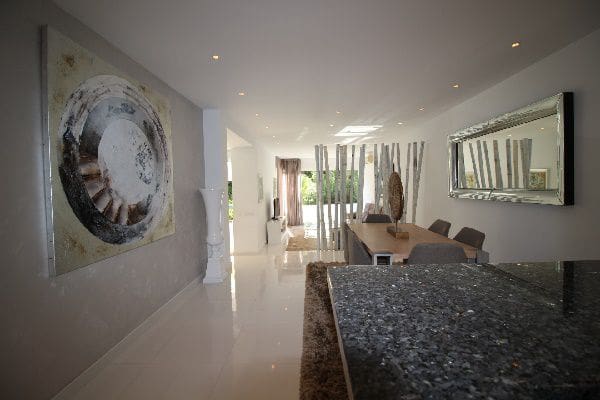 3 sypialnia Apartament do wynajęcia w Puerto Banus z garażem - 4 500 € (Ref: 9367809)