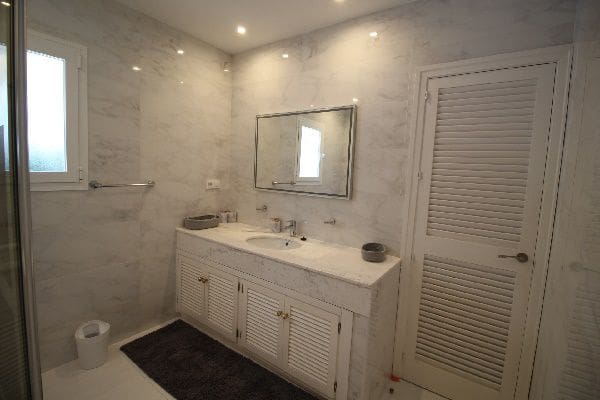 3 sypialnia Apartament do wynajęcia w Puerto Banus z garażem - 4 500 € (Ref: 9367809)