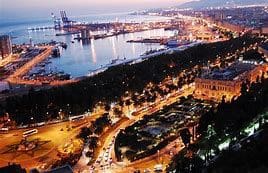 Villa/Maison de 4 chambres à louer à Marbella - 7 500 € (Ref: 9367810)