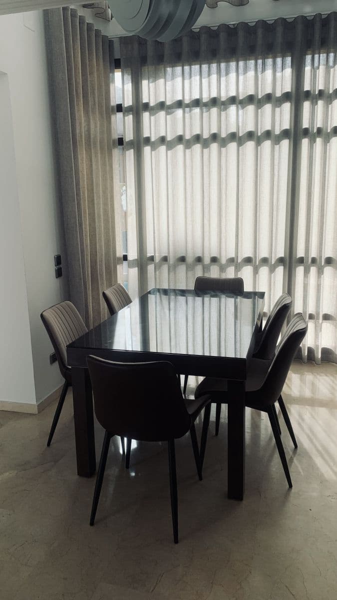 Villa/Maison de 4 chambres à louer à Marbella - 7 500 € (Ref: 9367810)