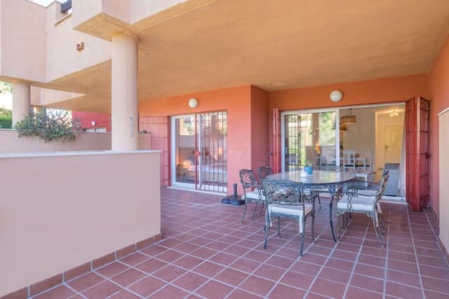 2 bedroom Apartment for rent in Marbella with garage - € 1,700 (Ref: 9400836)