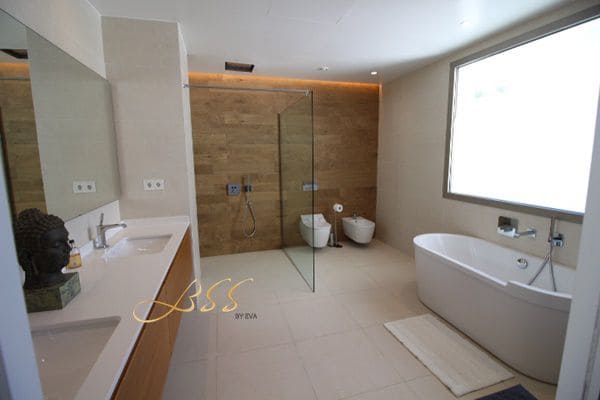 5 bedroom Villa for rent in Guadalmina - € 17,500 (Ref: 9430943)