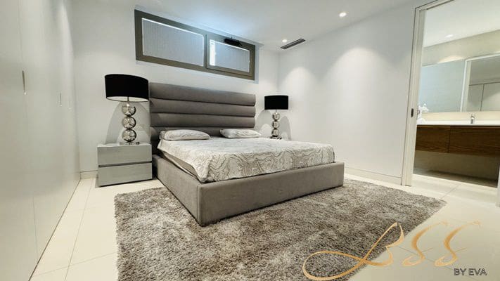 5 bedroom Villa for rent in Guadalmina - € 17,500 (Ref: 9430943)