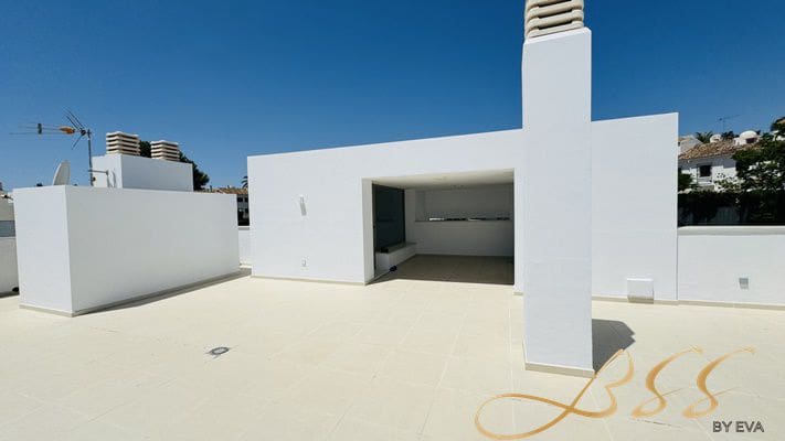 5 bedroom Villa for rent in Guadalmina - € 17,500 (Ref: 9430943)