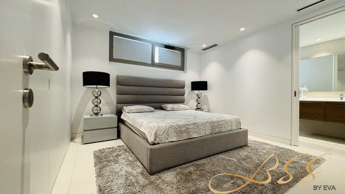 5 bedroom Villa for rent in Guadalmina - € 17,500 (Ref: 9430943)