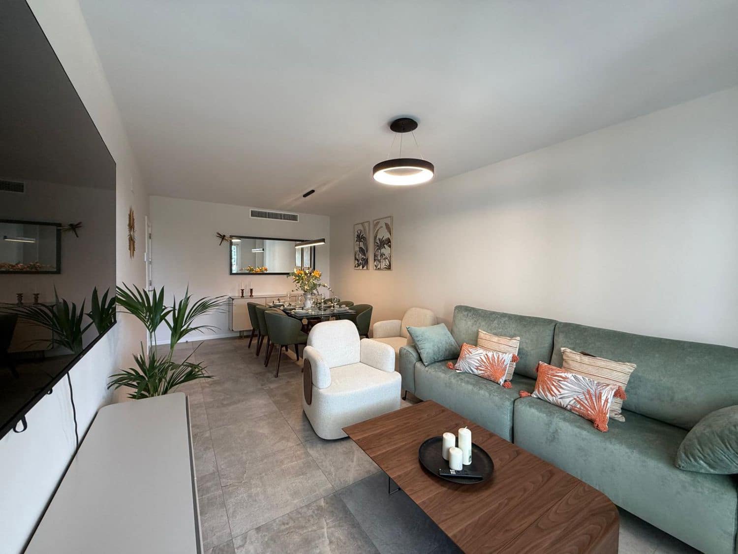 3 Zimmer Apartment zu vermieten in Marbella mit Garage - 3.500 € (Ref: 9433330)