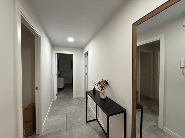 3 makuuhuone Huoneisto vuokrattavana paikassa Marbella mukana 
autotalli - 3 500 € (Ref: 9433330)