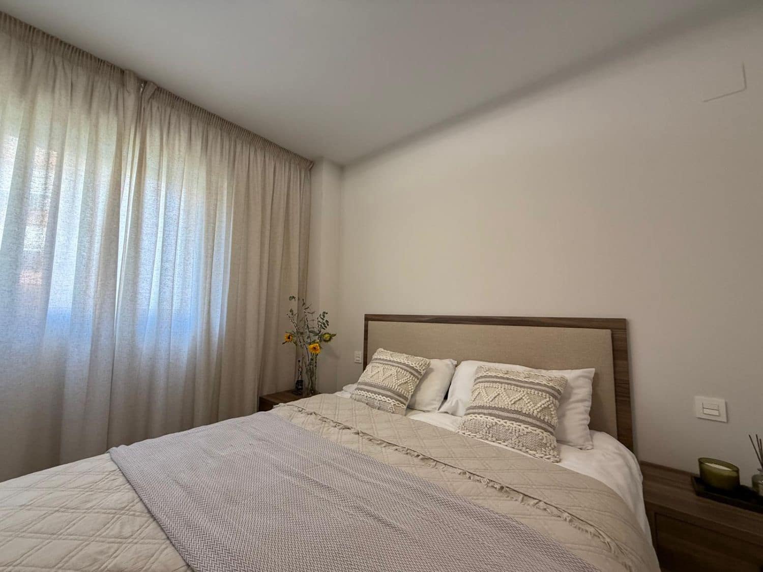 3 Zimmer Apartment zu vermieten in Marbella mit Garage - 3.500 € (Ref: 9433330)