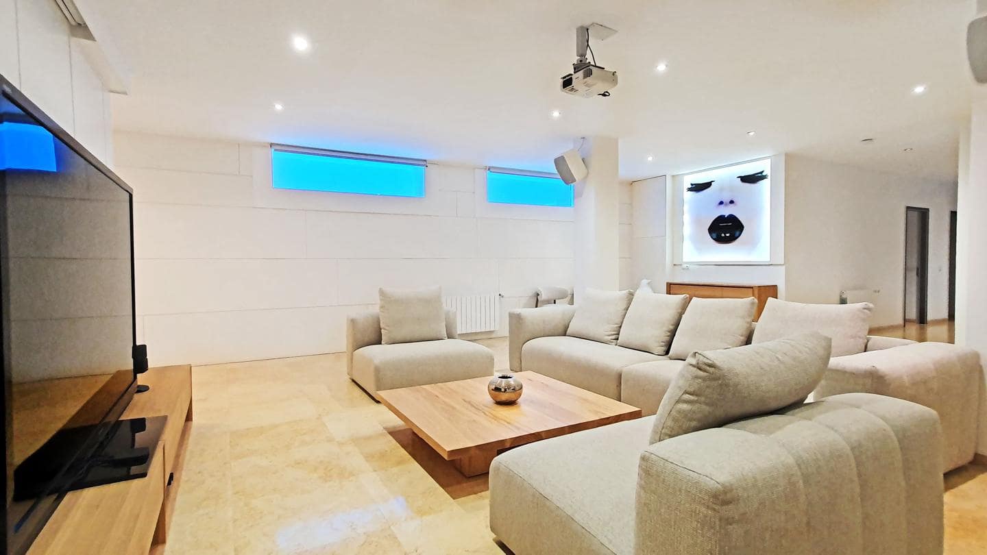 5 sypialnia Willa do wynajęcia w Sant Antoni de Portmany z basenem - 15 000 € (Ref: 10130531)