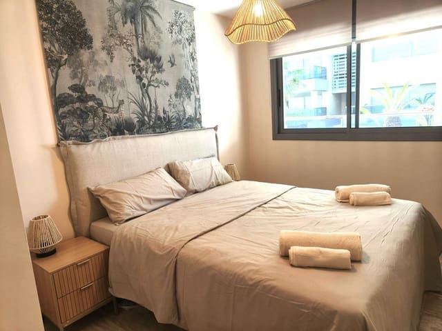2 soveværelse Lejlighed til salg i Ibiza by med swimmingpool garage - € 820.000 (Ref: 10147979)