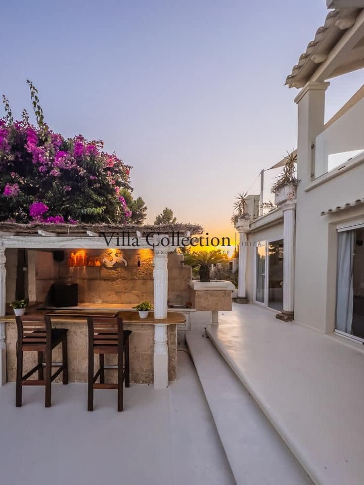 14 slaapkamer Villa te koop in Santa Eulalia / Santa Eularia met zwembad - € 6.000.000 (Ref: 4372559)
