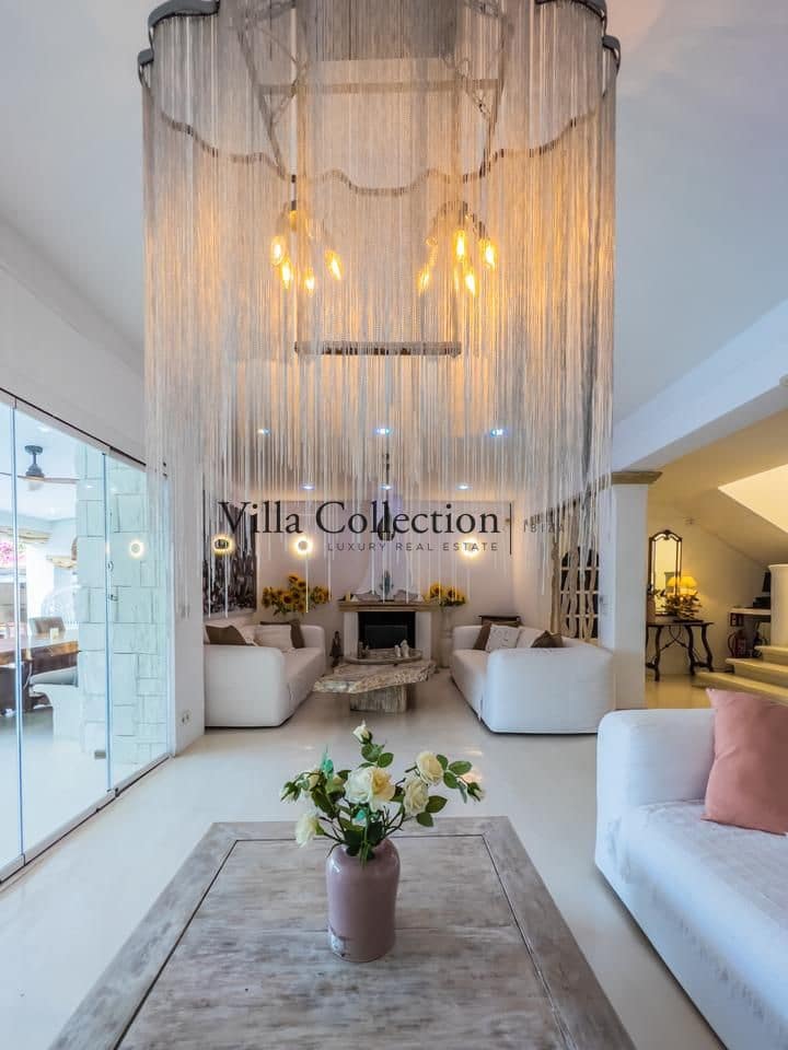 14 slaapkamer Villa te koop in Santa Eulalia / Santa Eularia met zwembad - € 6.000.000 (Ref: 4372559)