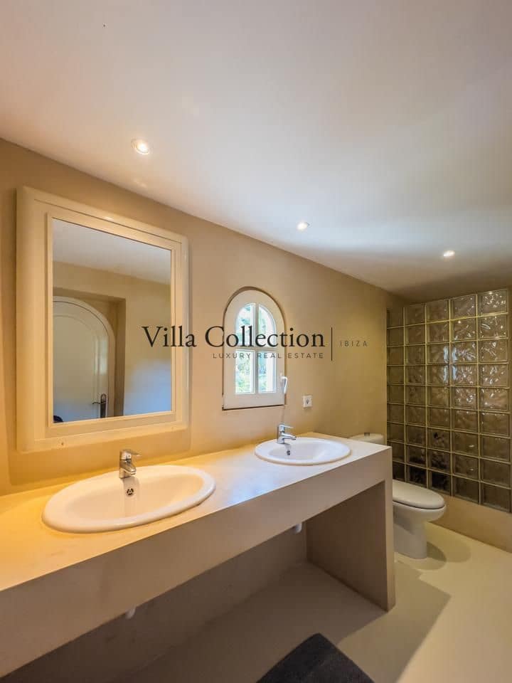 14 slaapkamer Villa te koop in Santa Eulalia / Santa Eularia met zwembad - € 6.000.000 (Ref: 4372559)