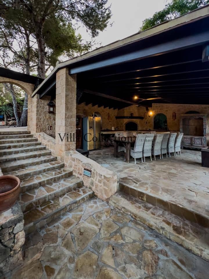 14 slaapkamer Villa te koop in Santa Eulalia / Santa Eularia met zwembad - € 6.000.000 (Ref: 4372559)