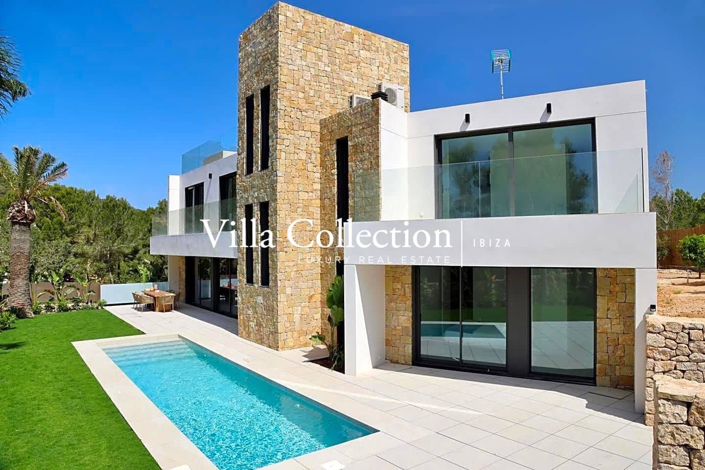5 soveværelse Villa til salg i Santa Eulalia / Santa Eularia med swimmingpool garage - € 2.950.000 (Ref: 4443760)