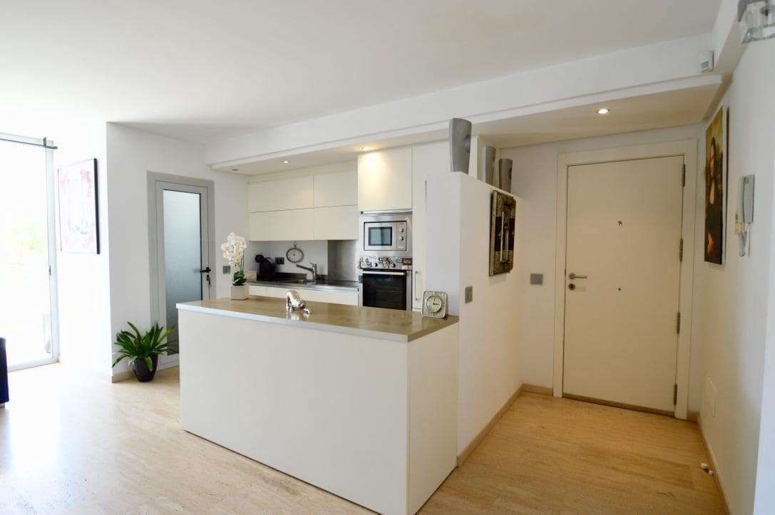 3 soveværelse Lejlighed til leje i Ibiza by - € 3.600 (Ref: 5149888)