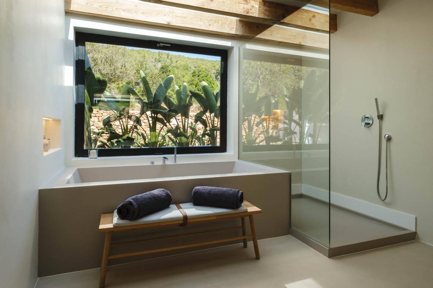 4 bedroom Villa for rent in Ibiza / Eivissa town with pool garage - € 18,000 (Ref: 5742789)