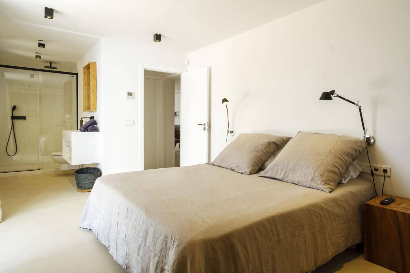 Villa/Maison de 4 chambres à louer à Ibiza ville avec piscine garage - 18 000 € (Ref: 5742789)