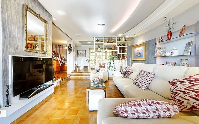 6 sypialnia Willa na sprzedaż w Miasto Ibiza / Eivissa z basenem garażem - 2 700 000 € (Ref: 5803930)