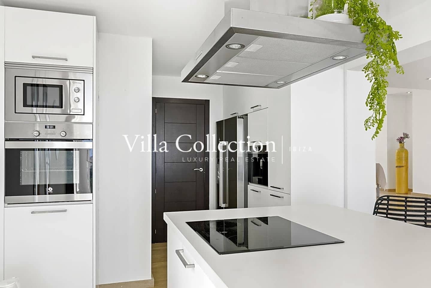 5 soveværelse Villa til salg i Ibiza by med swimmingpool garage - € 3.800.000 (Ref: 6327404)