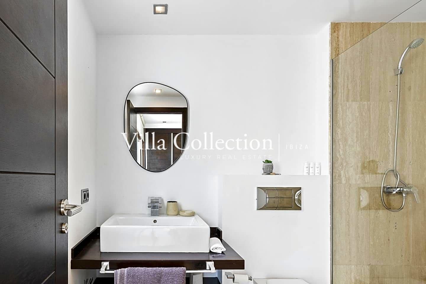 5 soveværelse Villa til salg i Ibiza by med swimmingpool garage - € 3.800.000 (Ref: 6327404)