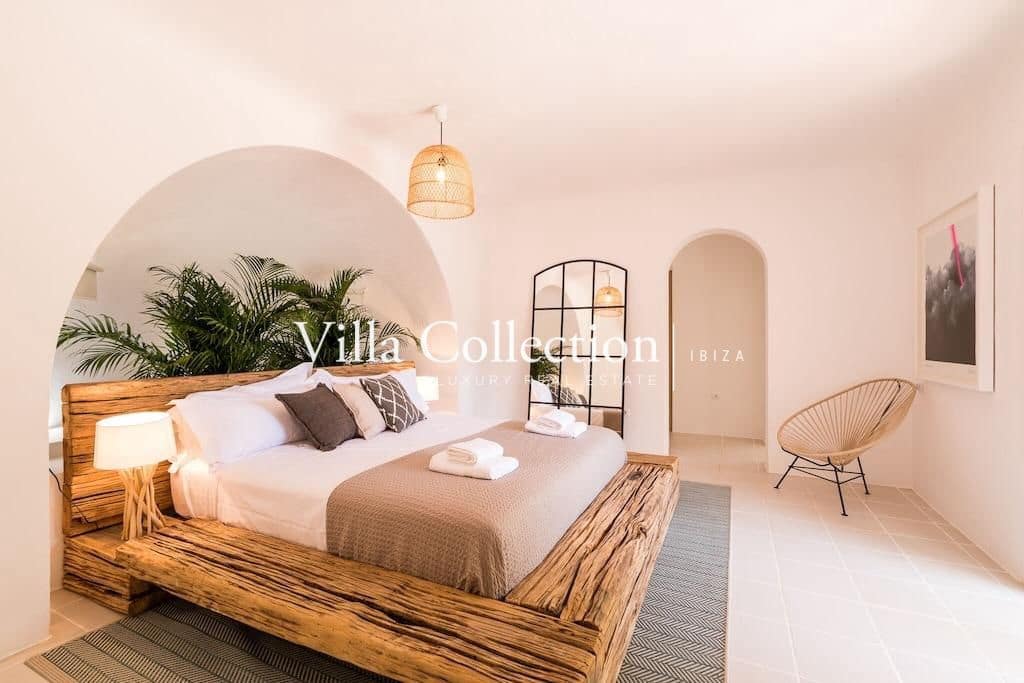 6 slaapkamer Villa te koop in San Jose / Sant Josep de Sa Talaia met zwembad - € 4.000.000 (Ref: 7433133)