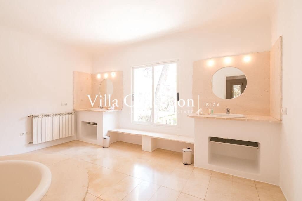 6 slaapkamer Villa te koop in San Jose / Sant Josep de Sa Talaia met zwembad - € 4.000.000 (Ref: 7433133)