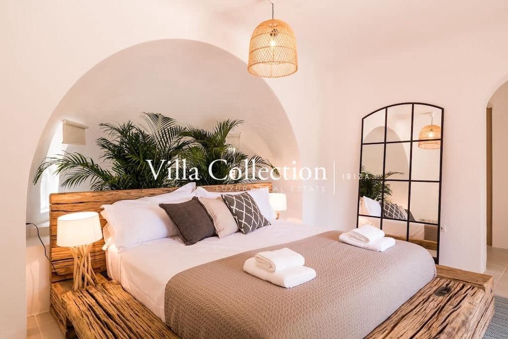 6 slaapkamer Villa te koop in San Jose / Sant Josep de Sa Talaia met zwembad - € 4.000.000 (Ref: 7433133)