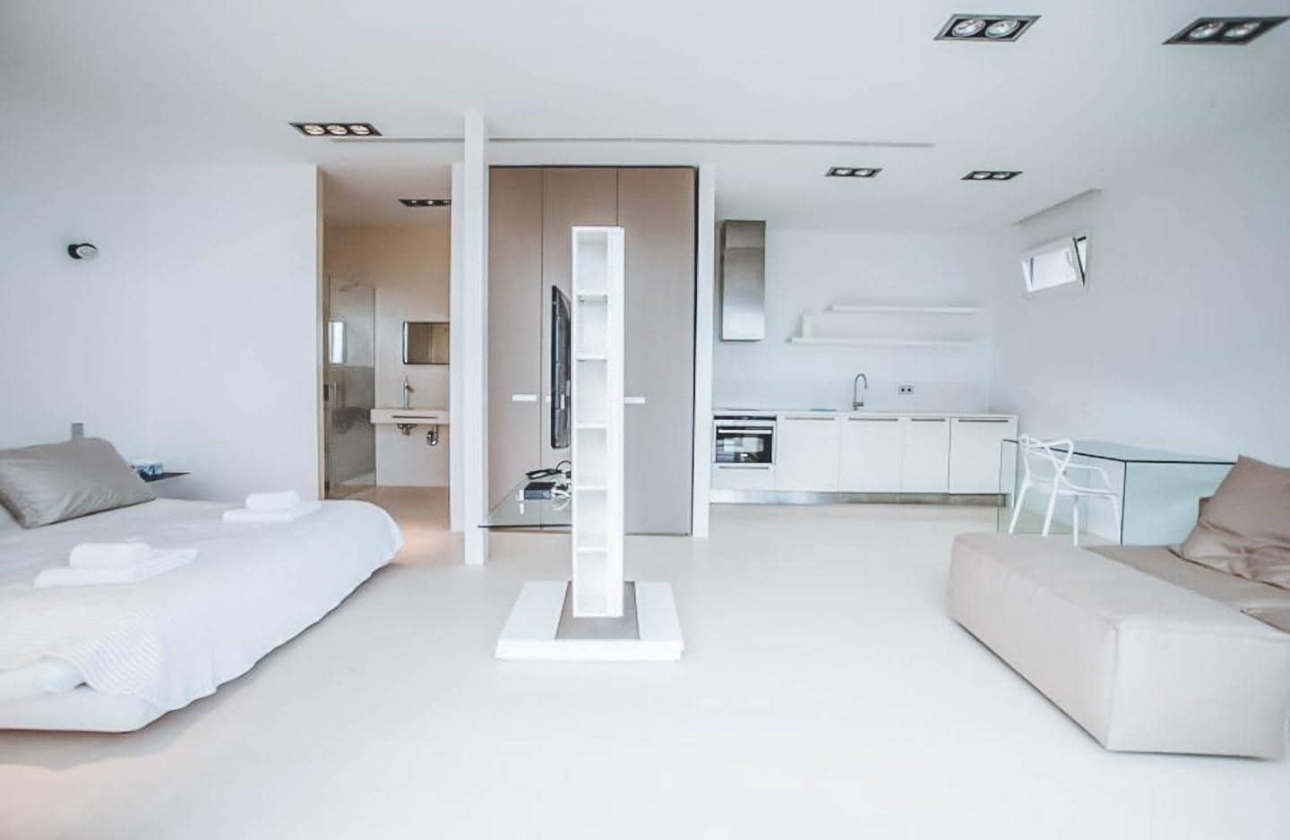 6 bedroom Villa for sale in Ibiza / Eivissa town with pool - € 7,950,000 (Ref: 7442166)