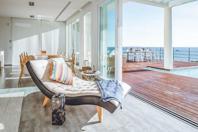 6 slaapkamer Villa te koop in Ibiza dorp met zwembad - € 7.950.000 (Ref: 7442166)