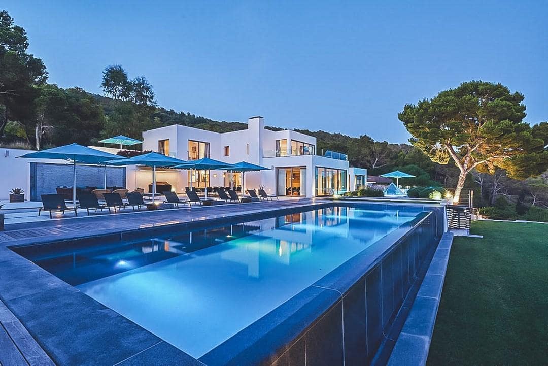 7 bedroom Villa for sale in San Jose / Sant Josep de Sa Talaia with pool - € 18,000,000 (Ref: 7454350)