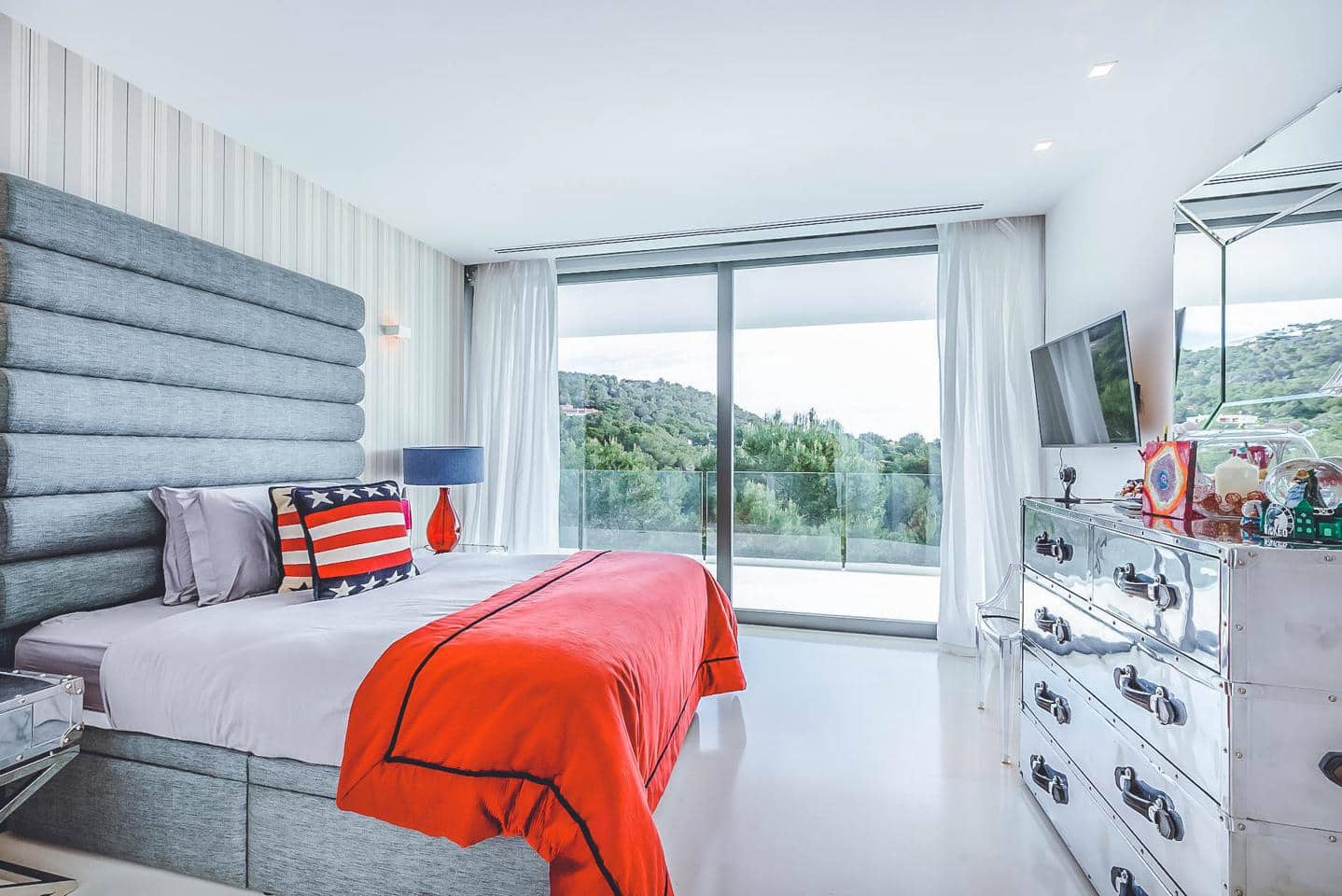 8 soveværelse Villa til salg i Cap Martinet med swimmingpool - € 15.000.000 (Ref: 7454352)