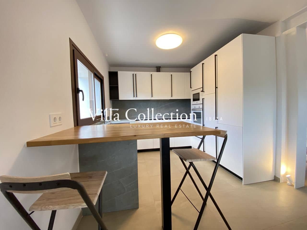 Villa/Maison de 5 chambres à louer à San Jose / Sant Josep de Sa Talaia avec piscine garage - 8 575 € (Ref: 7637116)