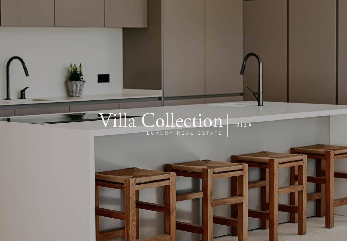 4 slaapkamer Villa te koop in Ibiza dorp met zwembad - € 4.500.000 (Ref: 7741669)