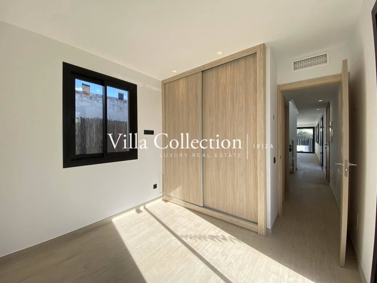 3 quarto Moradia para venda em Santa Eulalia / Santa Eularia com piscina garagem - 950 000 € (Ref: 7921472)