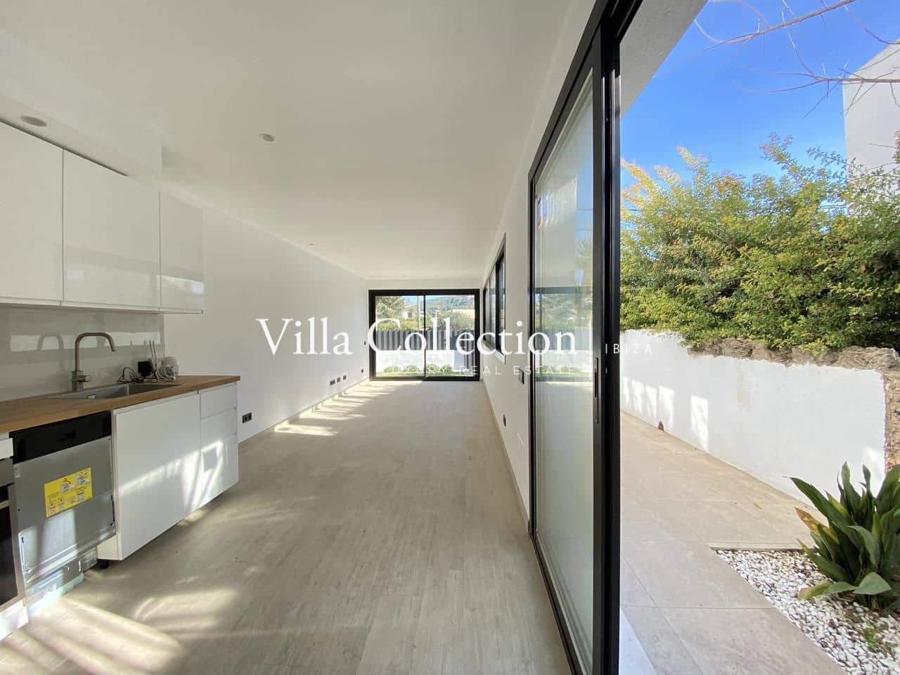 3 quarto Moradia para venda em Santa Eulalia / Santa Eularia com piscina garagem - 950 000 € (Ref: 7921472)