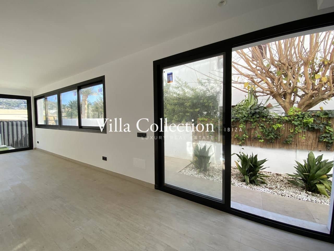 3 quarto Moradia para venda em Santa Eulalia / Santa Eularia com piscina garagem - 950 000 € (Ref: 7921472)