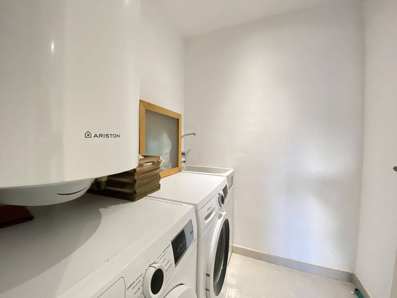 3 makuuhuone Asunto myytävänä paikassa Santa Eulalia / Santa Eularia mukana uima-altaan 
autotalli - 950 000 € (Ref: 8040246)