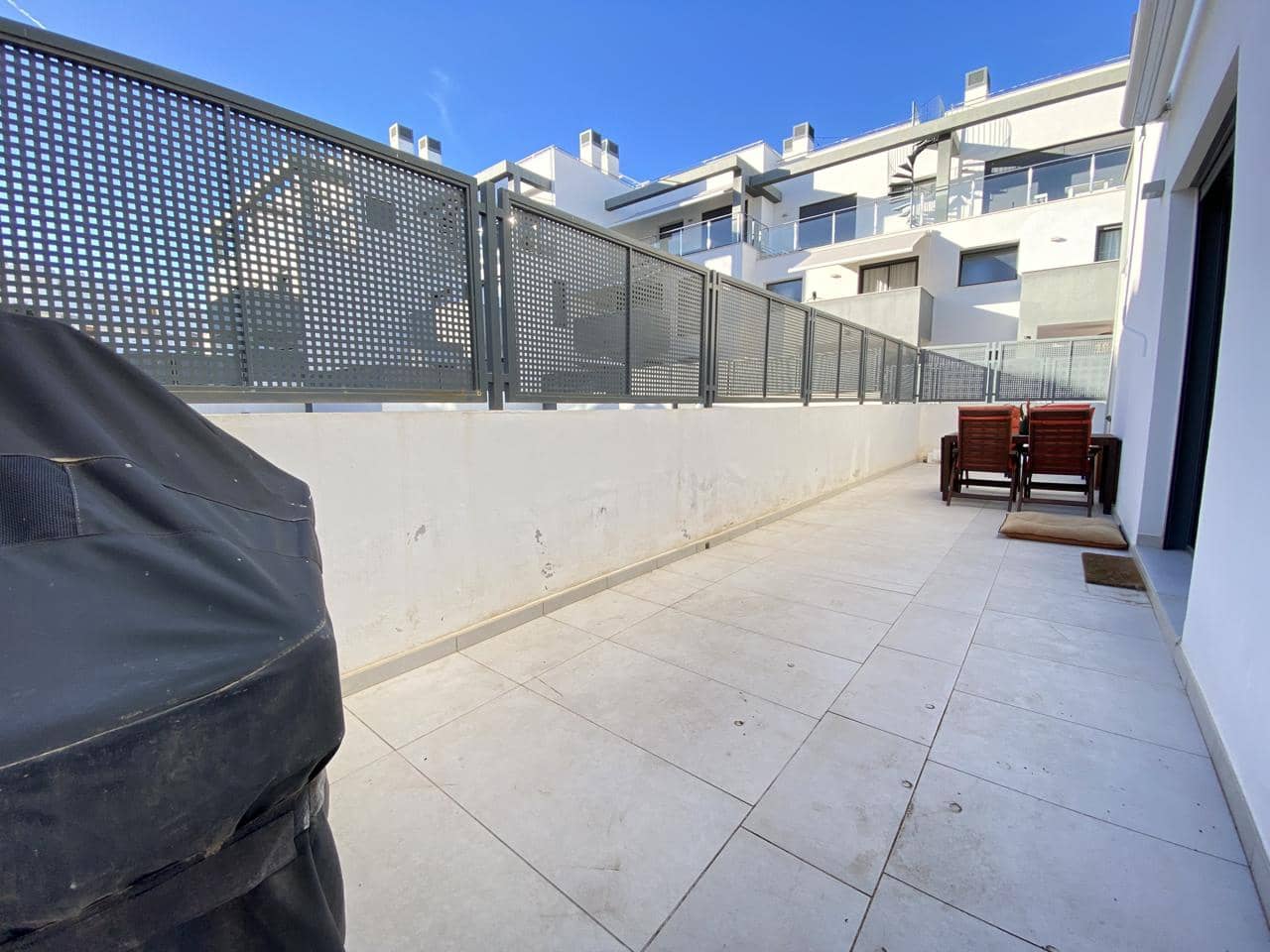 3 makuuhuone Asunto myytävänä paikassa Santa Eulalia / Santa Eularia mukana uima-altaan 
autotalli - 950 000 € (Ref: 8040246)