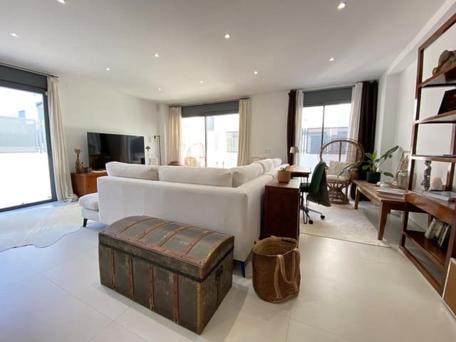 3 camera da letto Appartamento in vendita in Santa Eulalia / Santa Eularia con piscina garage - 950.000 € (Rif: 8040246)