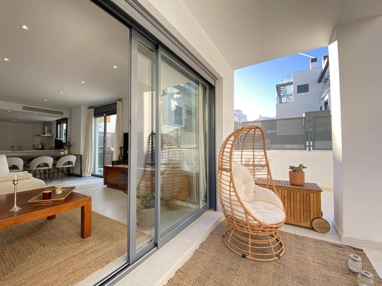 3 makuuhuone Asunto myytävänä paikassa Santa Eulalia / Santa Eularia mukana uima-altaan 
autotalli - 950 000 € (Ref: 8040246)