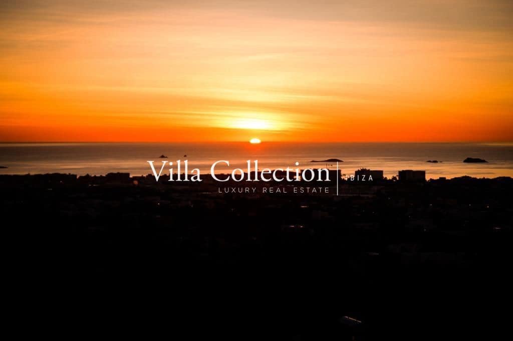 5 soverom Villa til salgs i Ibiza by med svømmebasseng garasje - € 19 000 (Ref: 8104992)