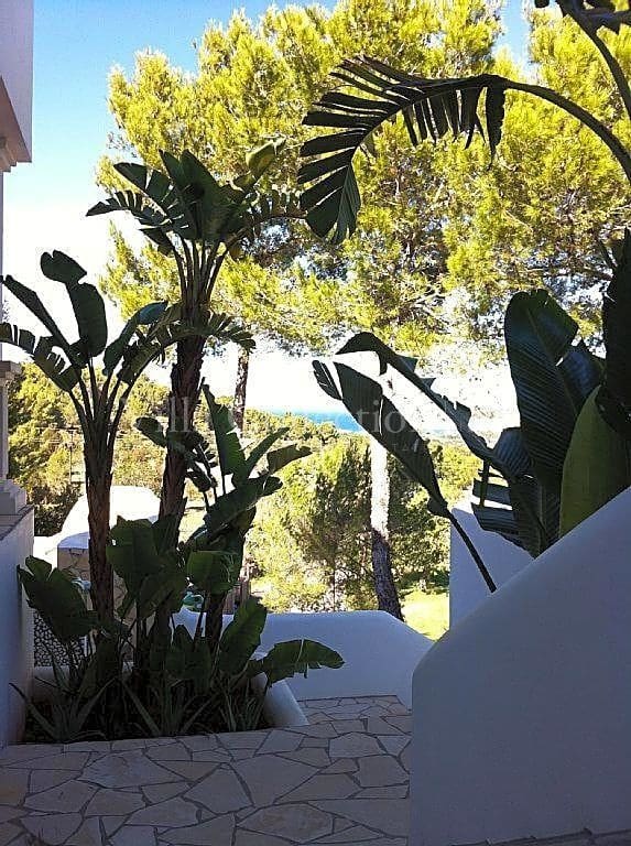 4 makuuhuone Huvila lomavuokrausta paikassa Ibiza kaupunki mukana uima-altaan 
autotalli - 10 000 € (Ref: 8142590)