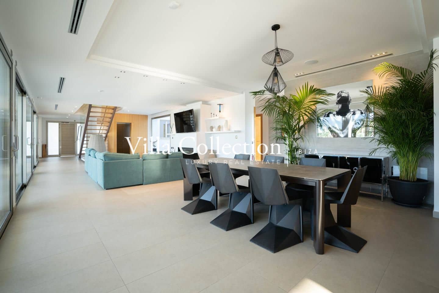 8 bedroom Villa for holiday rental in Ibiza / Eivissa town with pool - € 20,000 (Ref: 8161250)