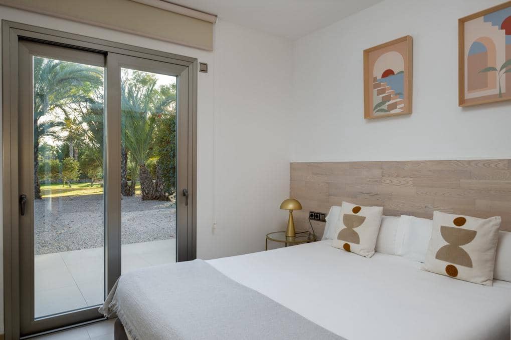 8 bedroom Villa for holiday rental in Ibiza / Eivissa town with pool - € 20,000 (Ref: 8161250)