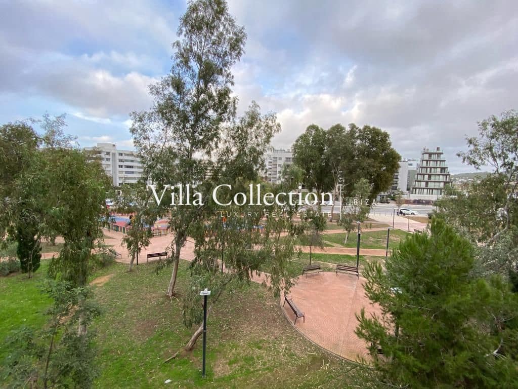 2 bedroom Flat for rent in Ibiza / Eivissa town with pool - € 6,500 (Ref: 8171663)