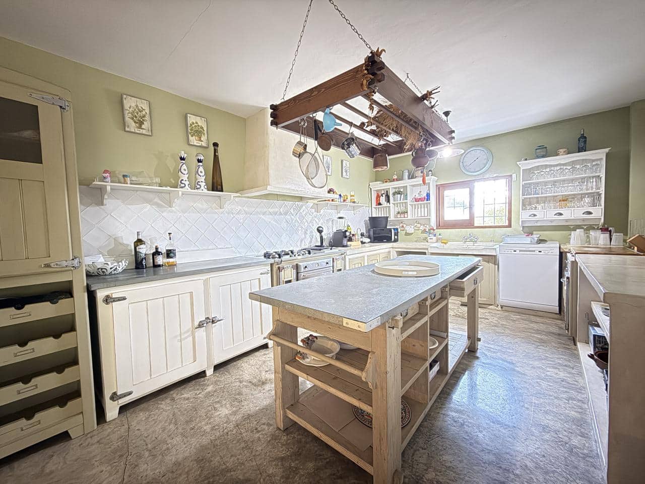 4 soverom Villa til salgs i San Jose / Sant Josep de Sa Talaia med svømmebasseng garasje - € 2 280 000 (Ref: 8598912)