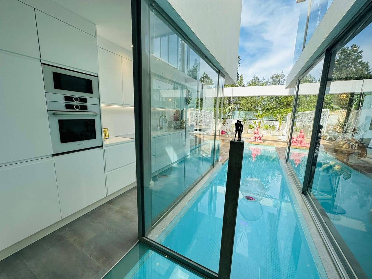 3 slaapkamer Villa te koop in Ibiza dorp met zwembad - € 1.100.000 (Ref: 8599002)