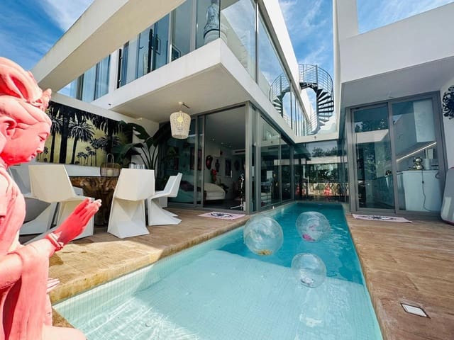 3 chambre Villa/Maison à vendre à Ibiza ville avec piscine - 1 100 000 € (Ref: 8599002)