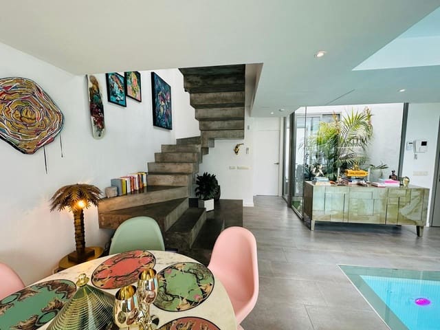 3 chambre Villa/Maison à vendre à Ibiza ville avec piscine - 1 100 000 € (Ref: 8599002)